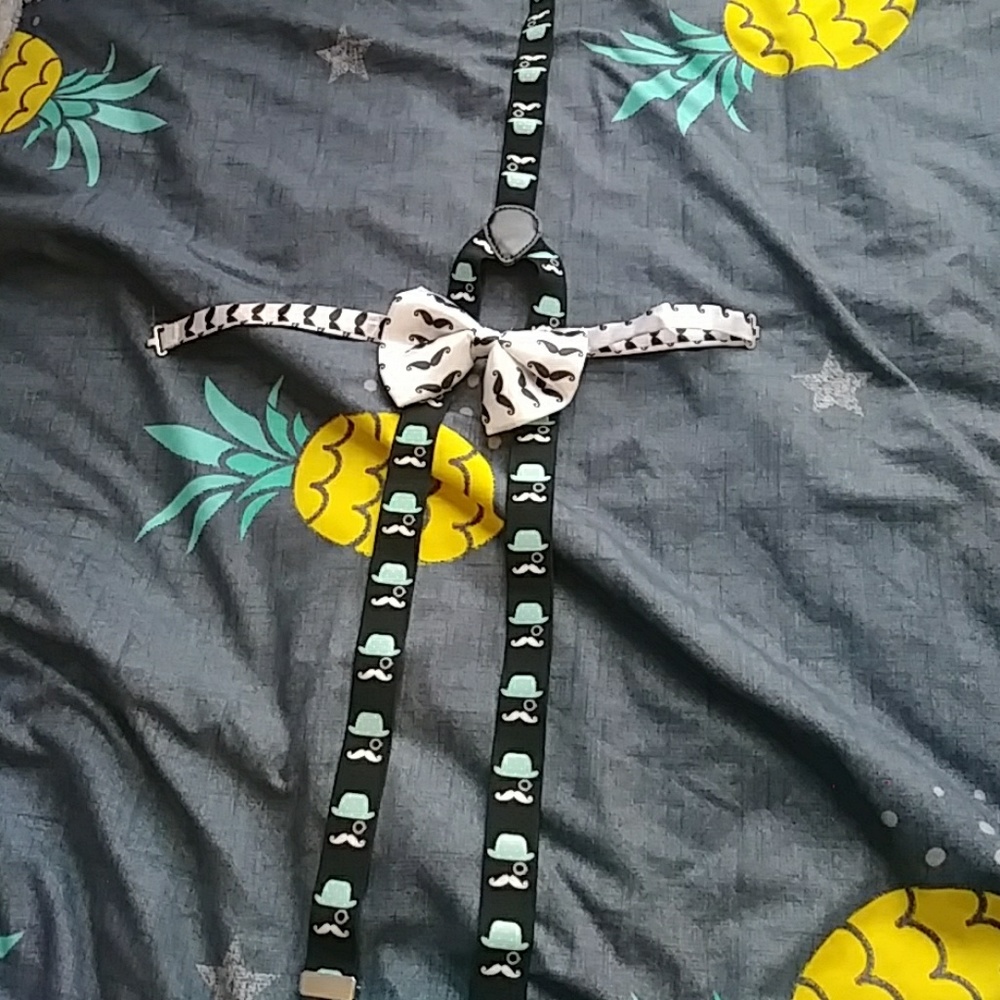 Mustache print Suspenders and bow tie combo